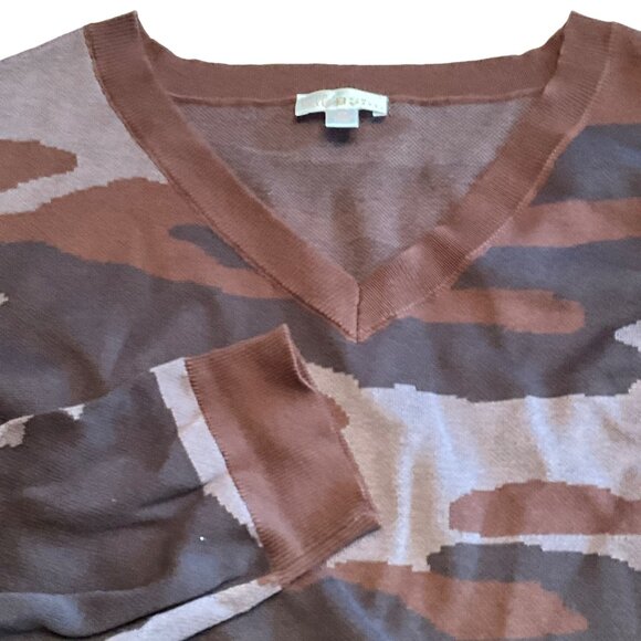 Belle by Kim Gravel 2X Brown Camouflage Oversized Intarsia V-Neck Sweater A52028 - Picture 4 of 5